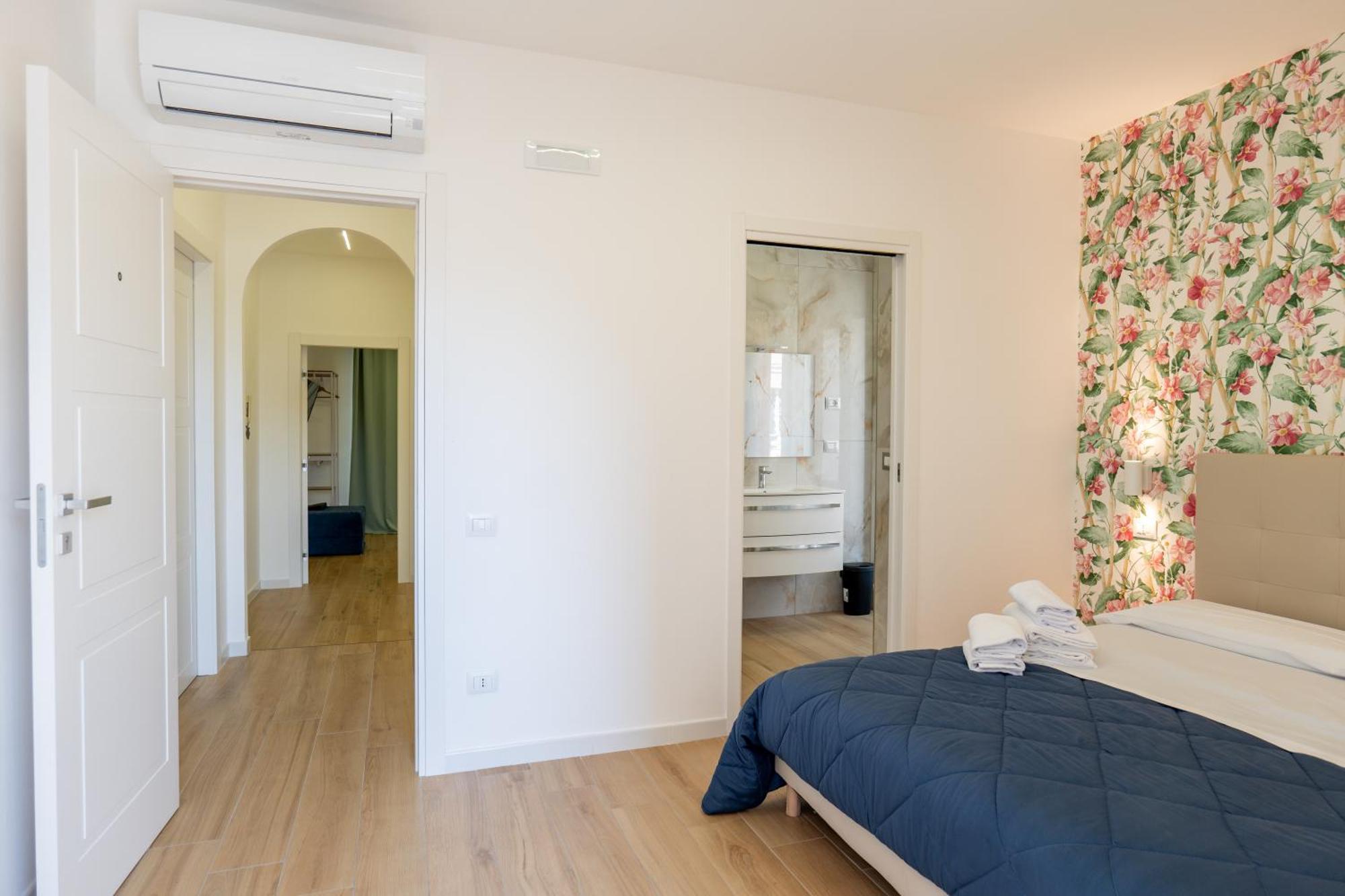 Relais San Demetrio - Modern & Central Rooms Salerno Luaran gambar