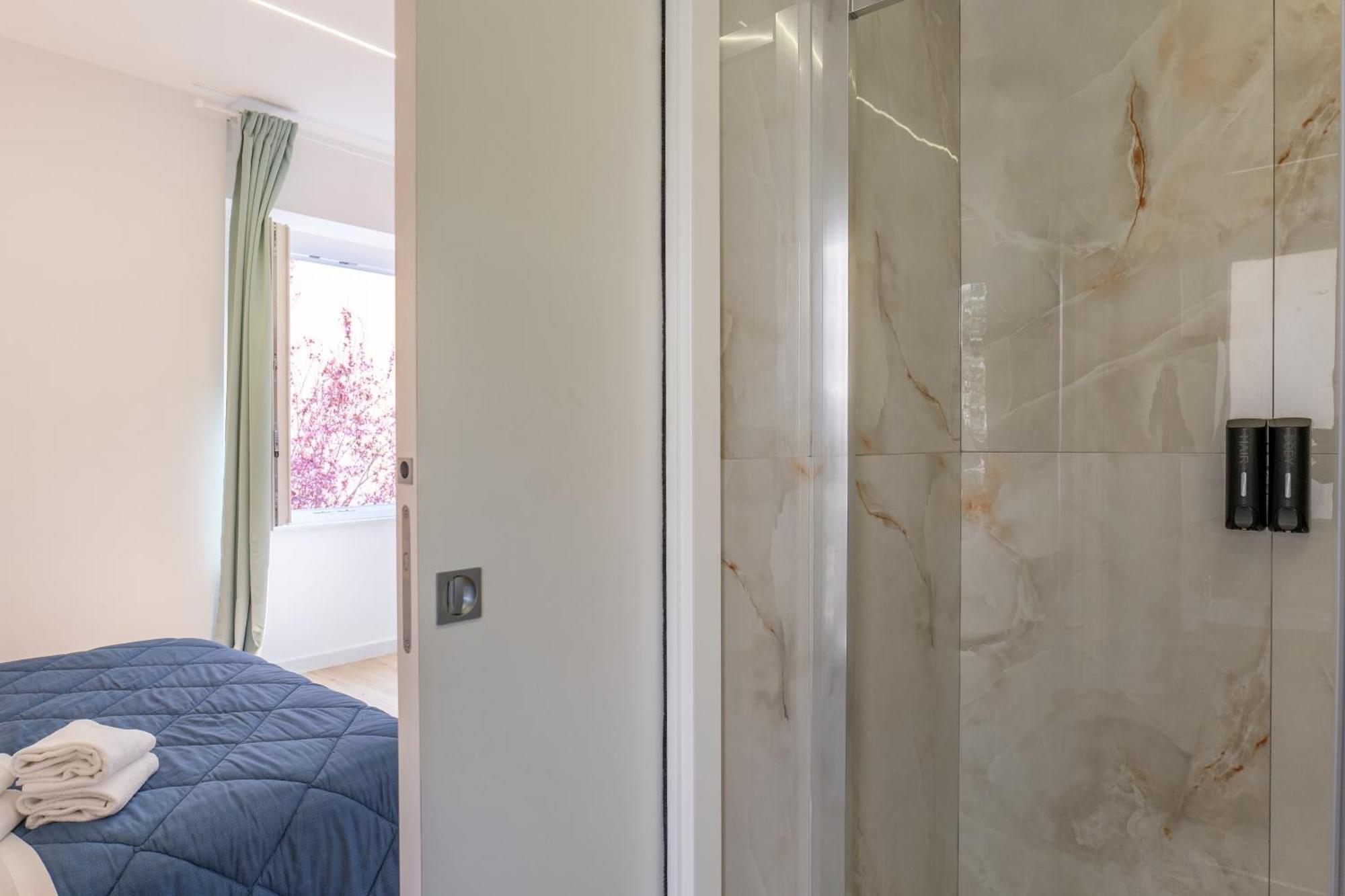 Relais San Demetrio - Modern & Central Rooms Salerno Luaran gambar