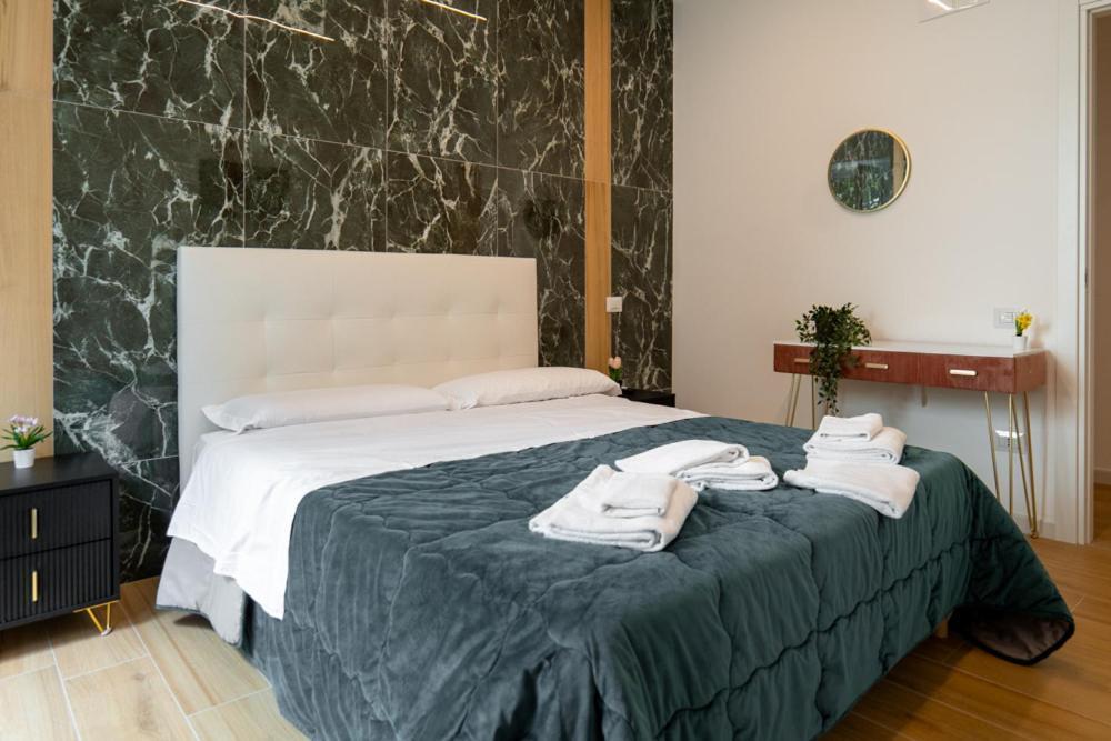 Relais San Demetrio - Modern & Central Rooms Salerno Luaran gambar